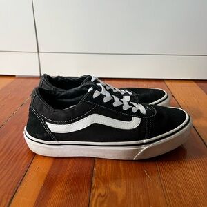 Vans Old Skool Shoes
